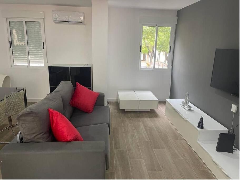 Moderno Apartamento En Elche Exterior photo